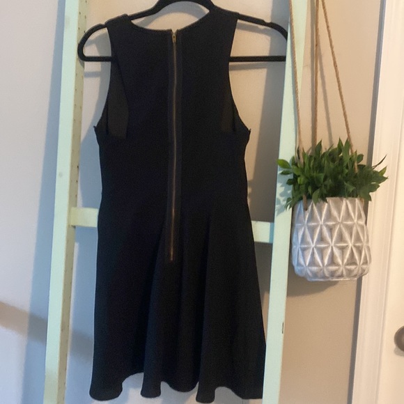 Forever 21 Black Mini Dress - Picture 4 of 9